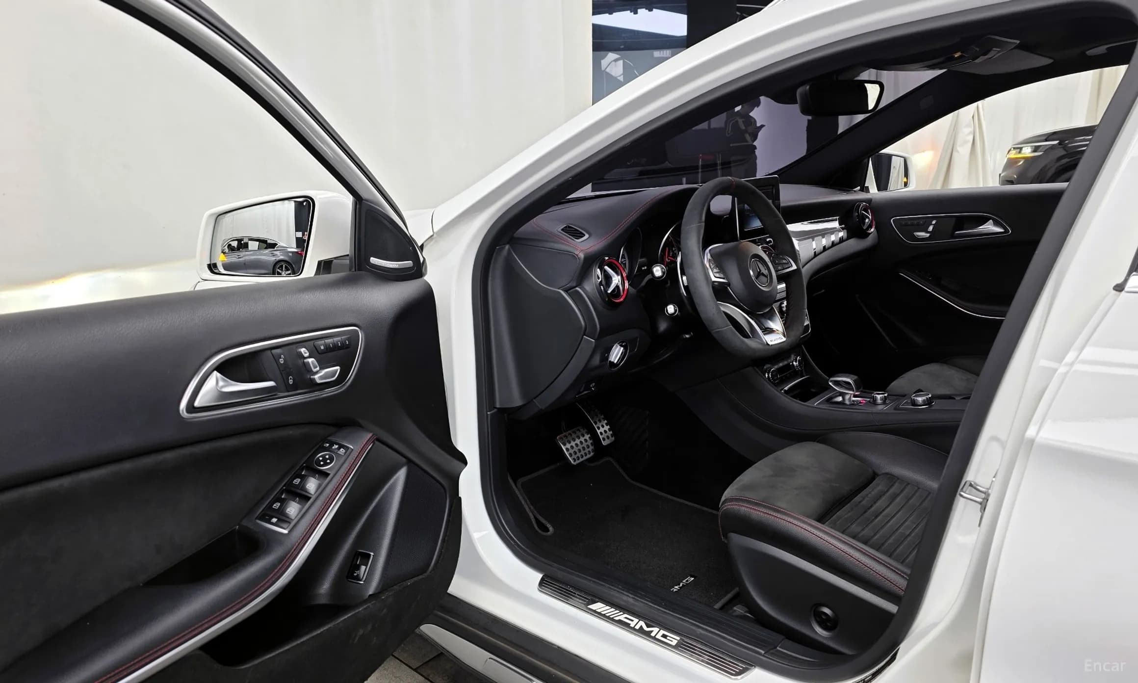 GLA-Class X156