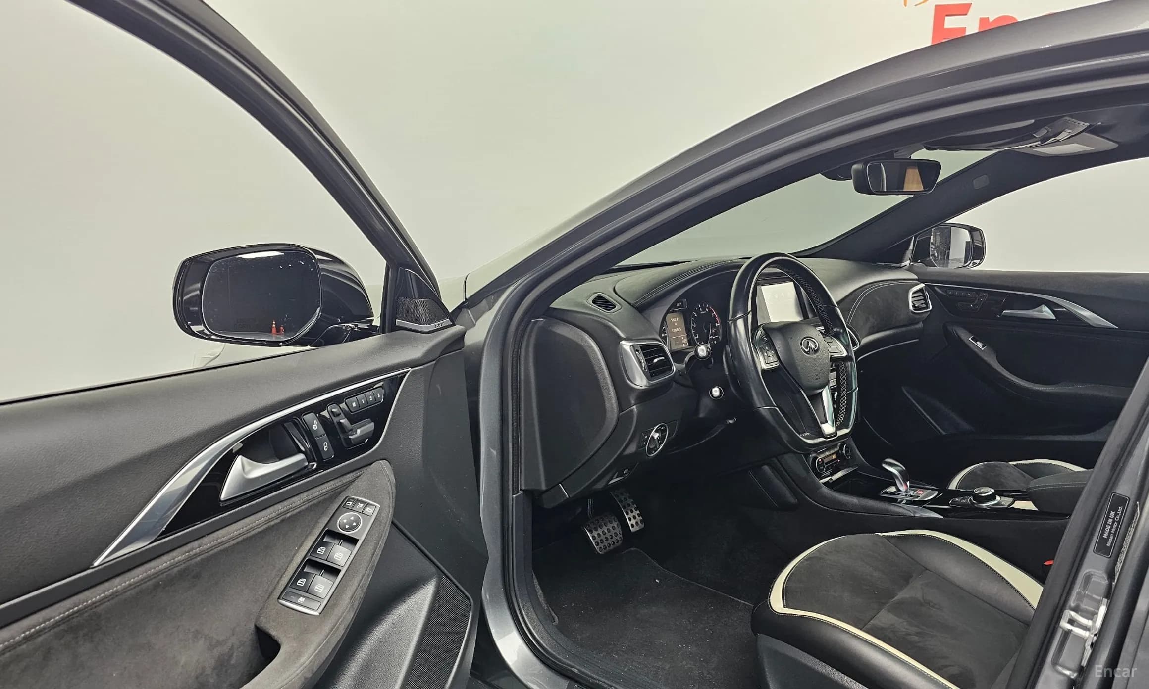 Q30