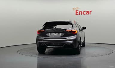 Q30