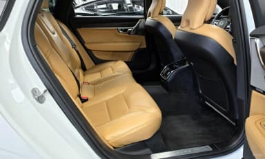 S90