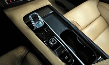 S90