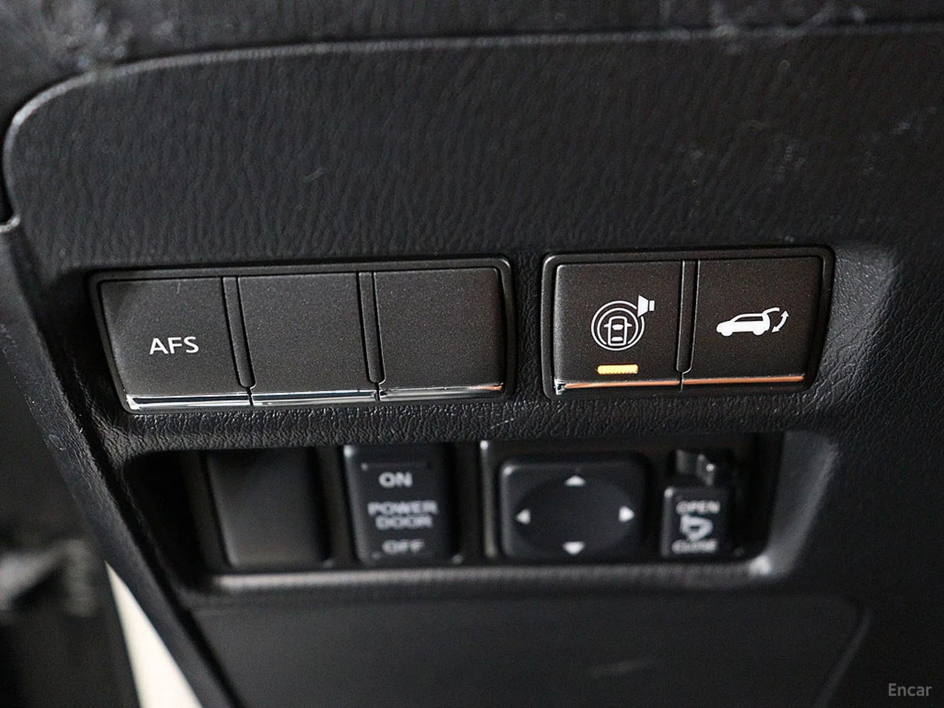 QX56