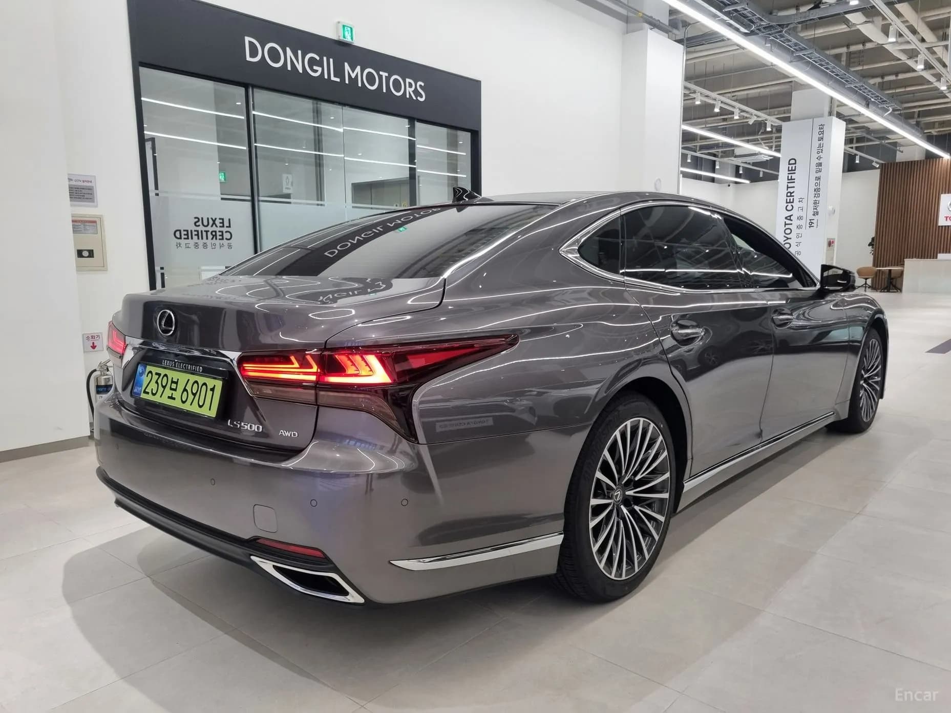 LS500 5th Generation