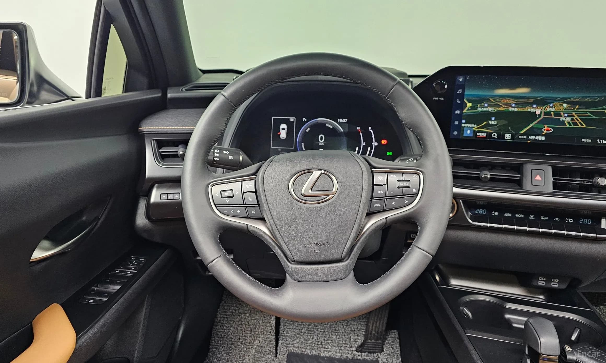 UX300h