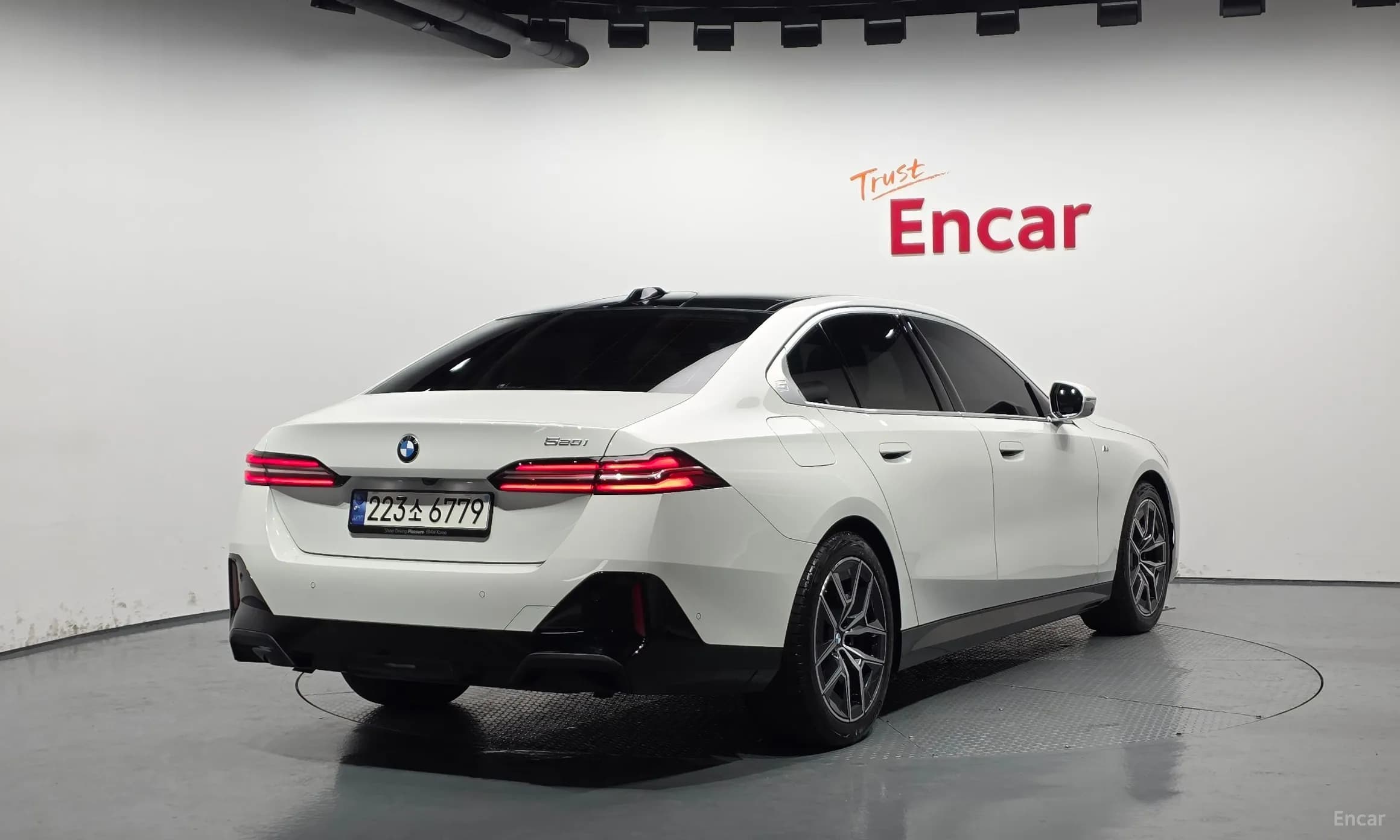 5 Series (G60)