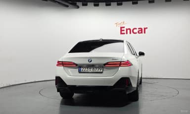 5 Series (G60)
