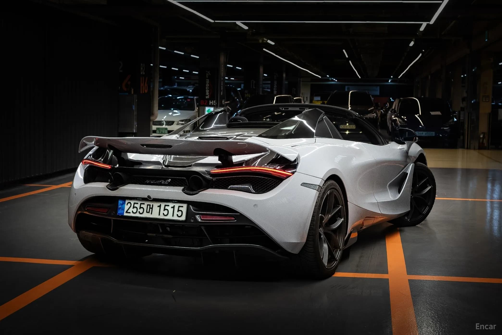 720S
