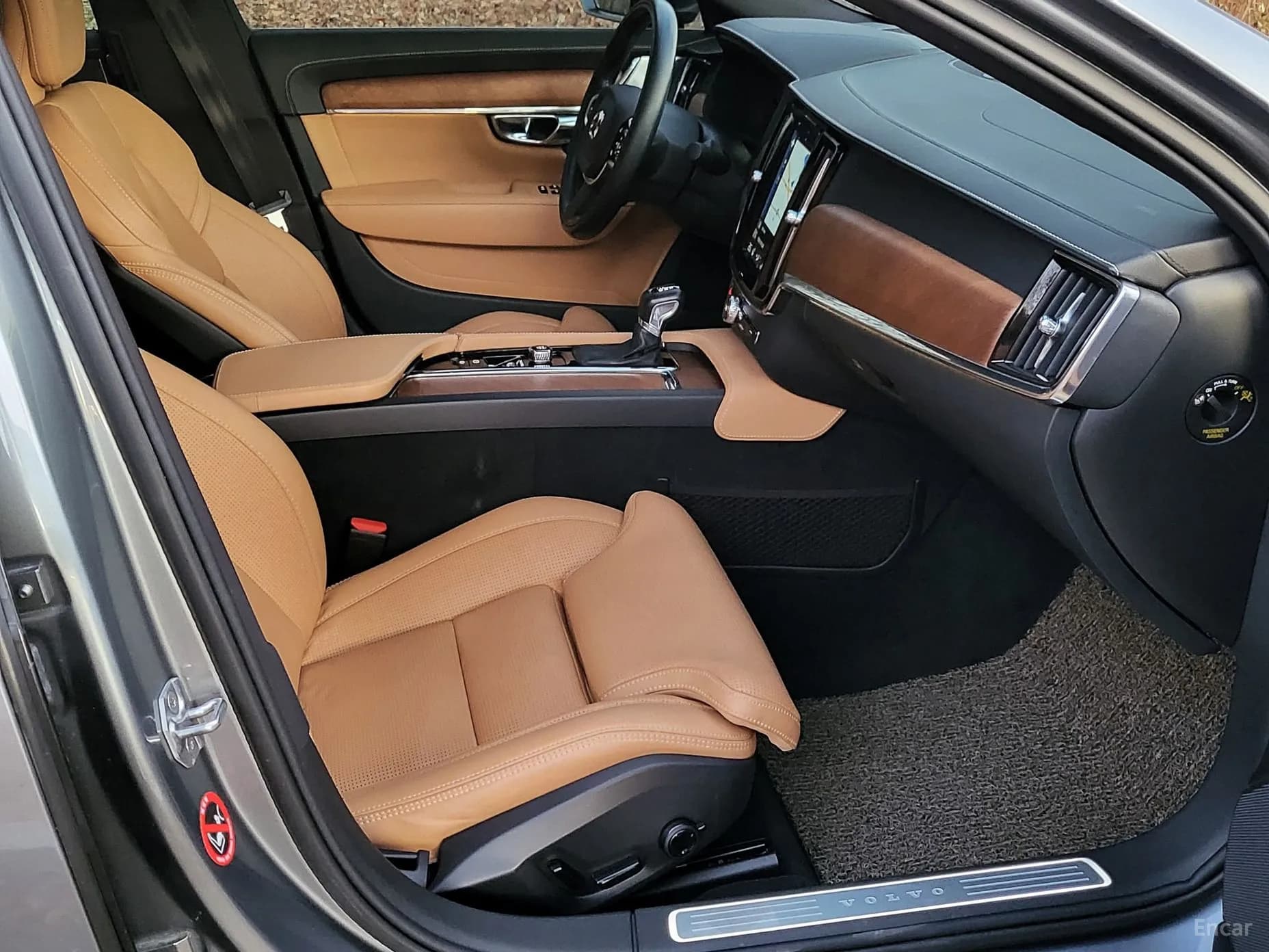 S90