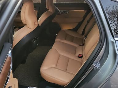 S90