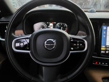 S90