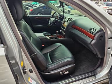 LS460