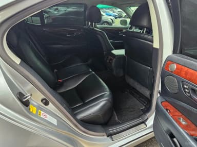 LS460