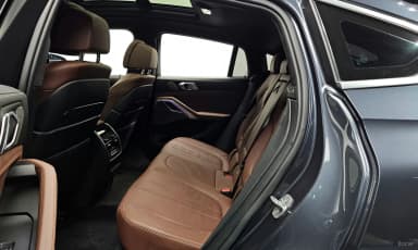 X6 (G06)
