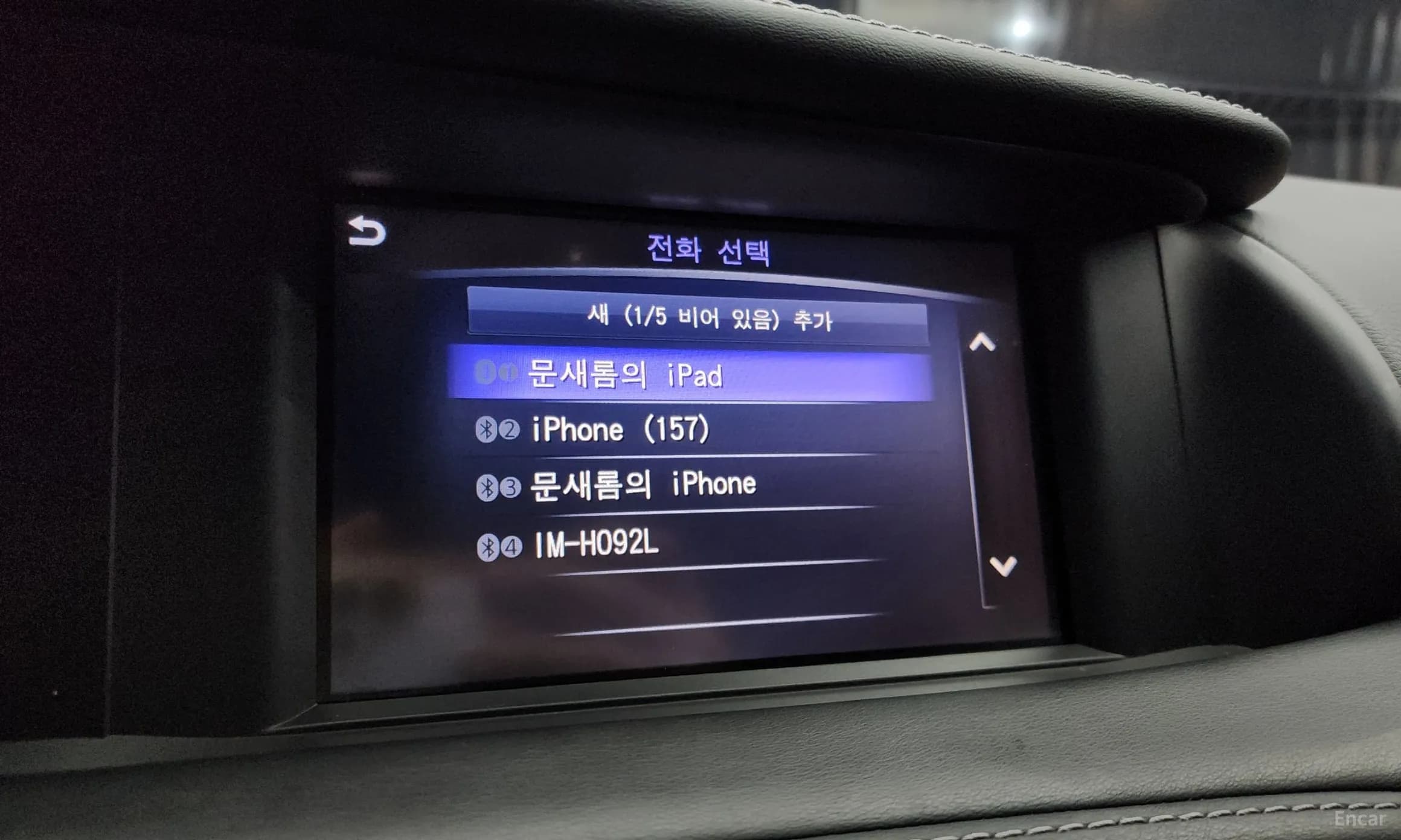 QX30