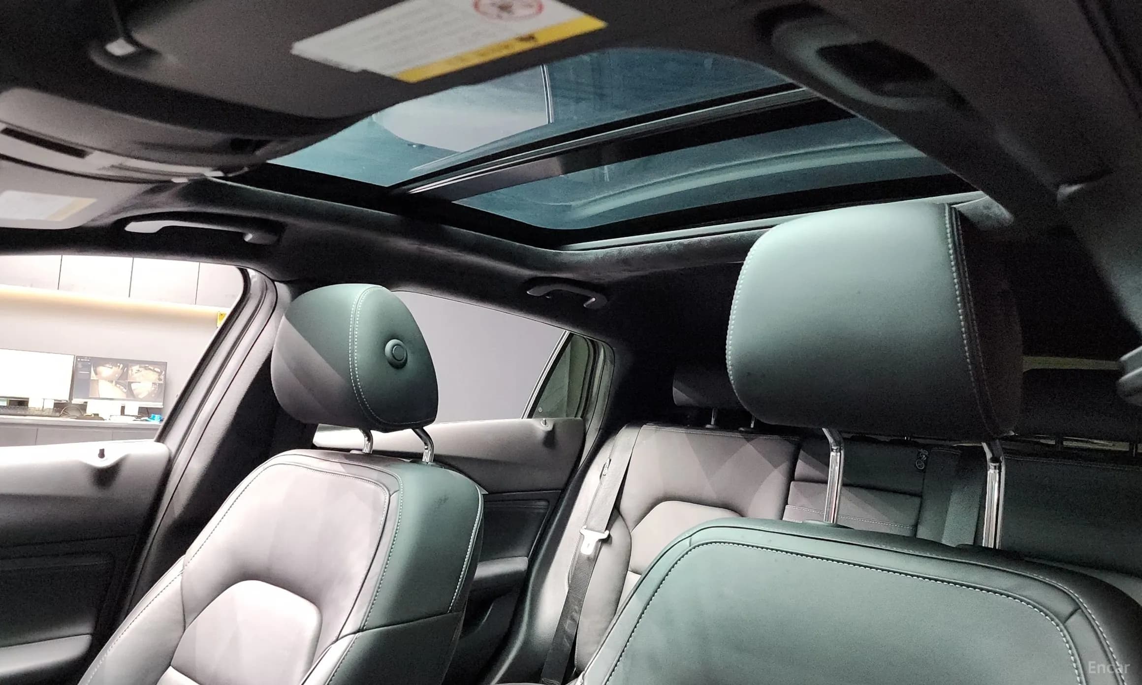 QX30