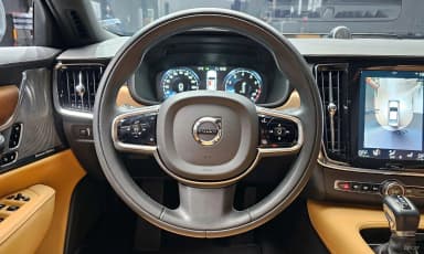 S90