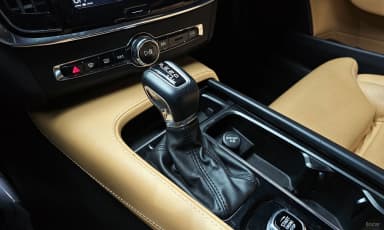S90