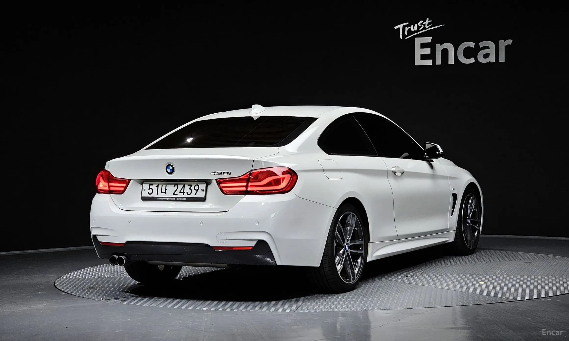 Series 4 (F32)