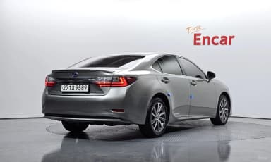 New ES300h