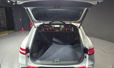 GV70