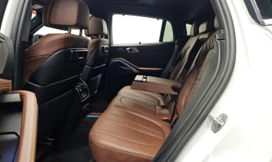 X6 (G06)