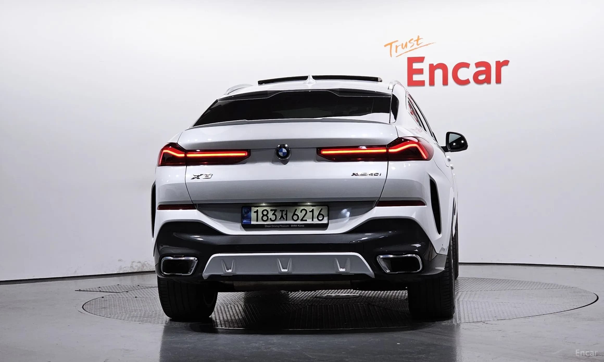 X6 (G06)
