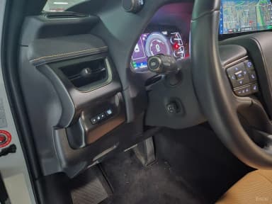 UX250h