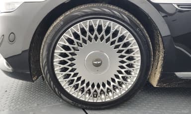 G90