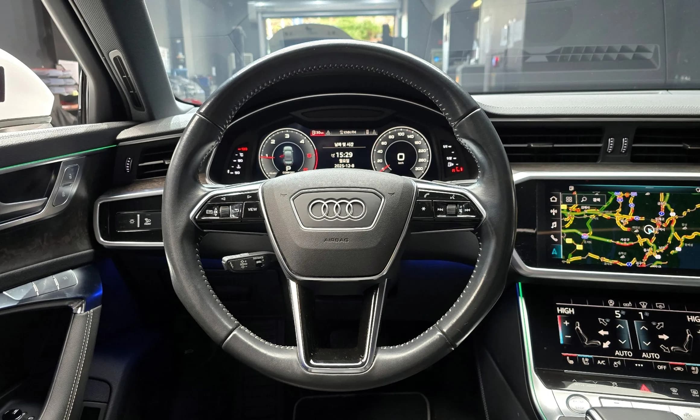 A6 (C8)