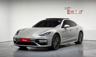 Panamera (971)