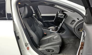 S60