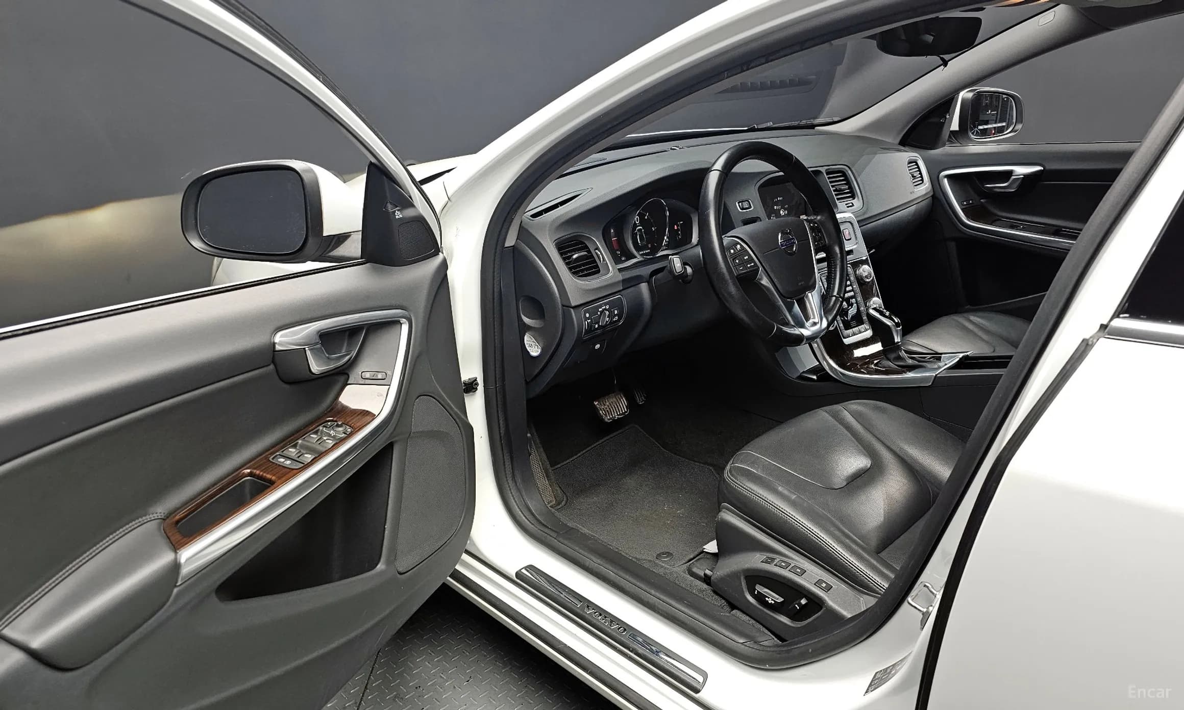 S60