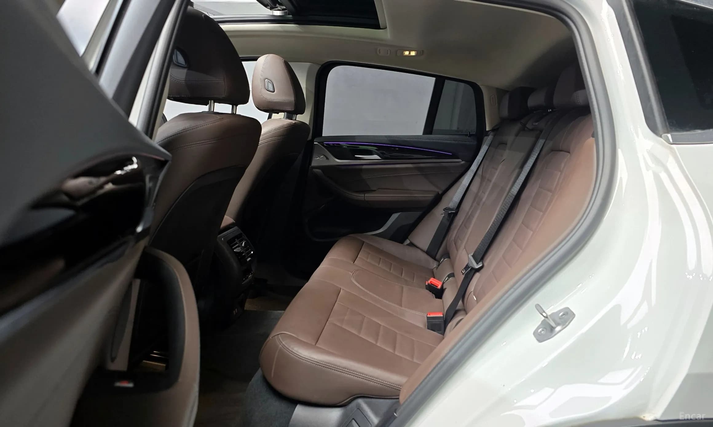 X4 (G02)