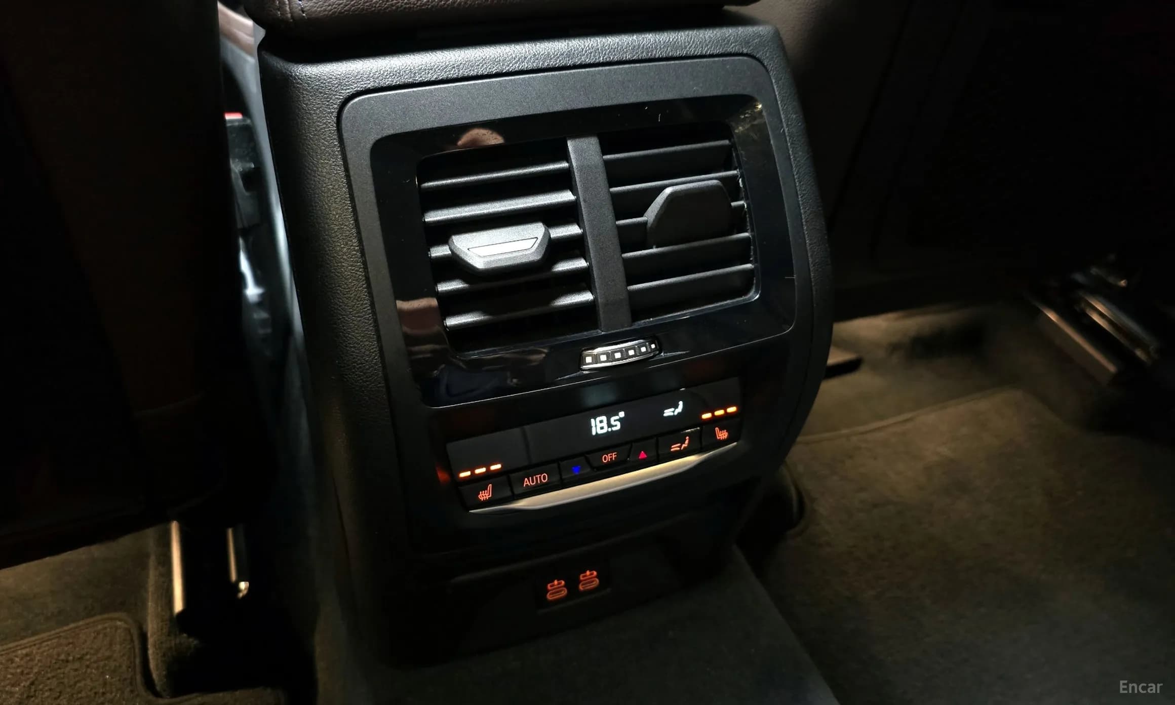 X4 (G02)