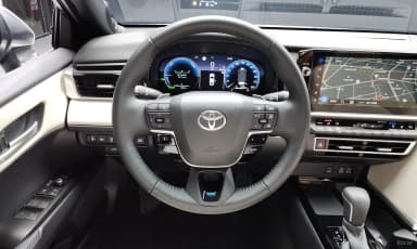 Camry (XV80)