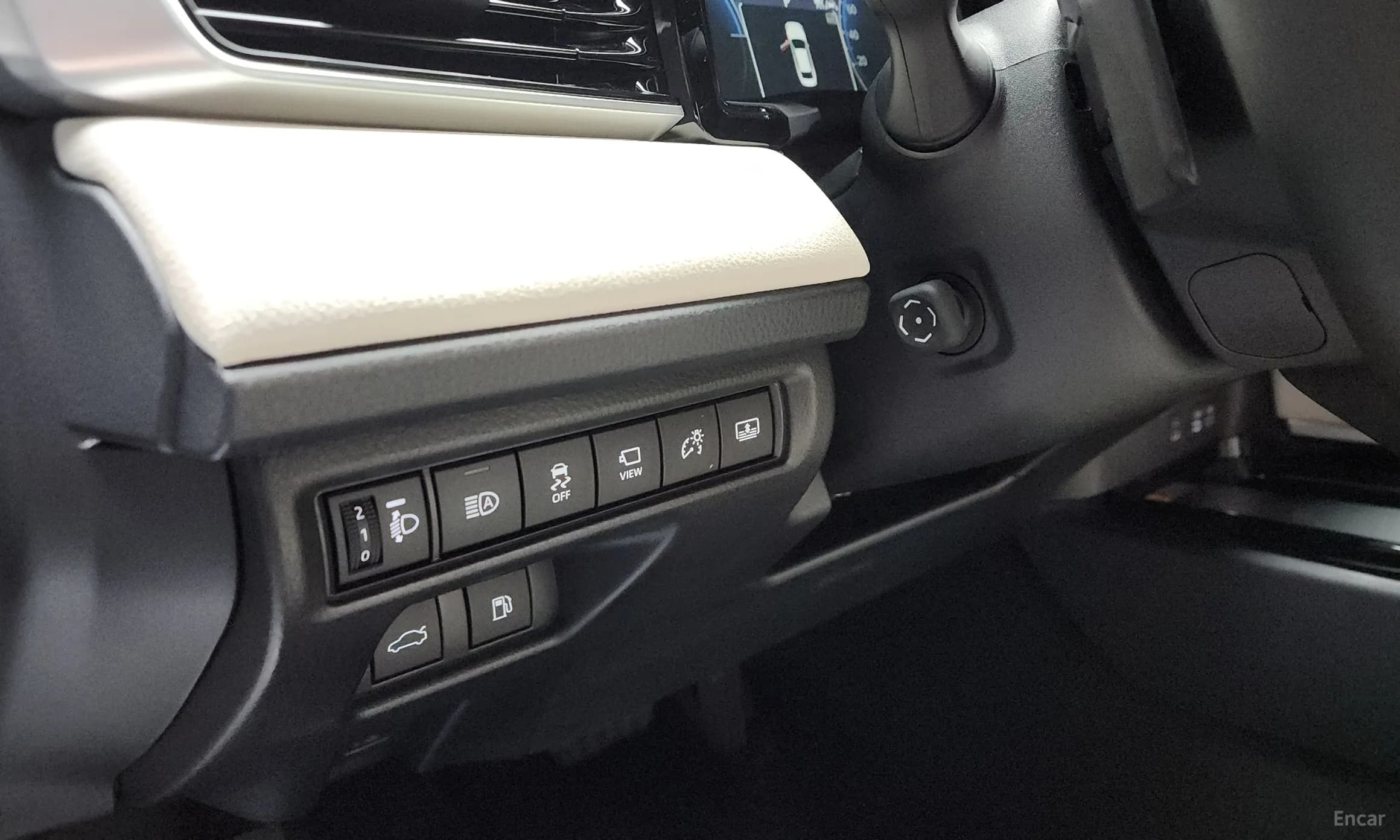Camry (XV80)