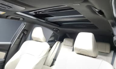 Camry (XV80)