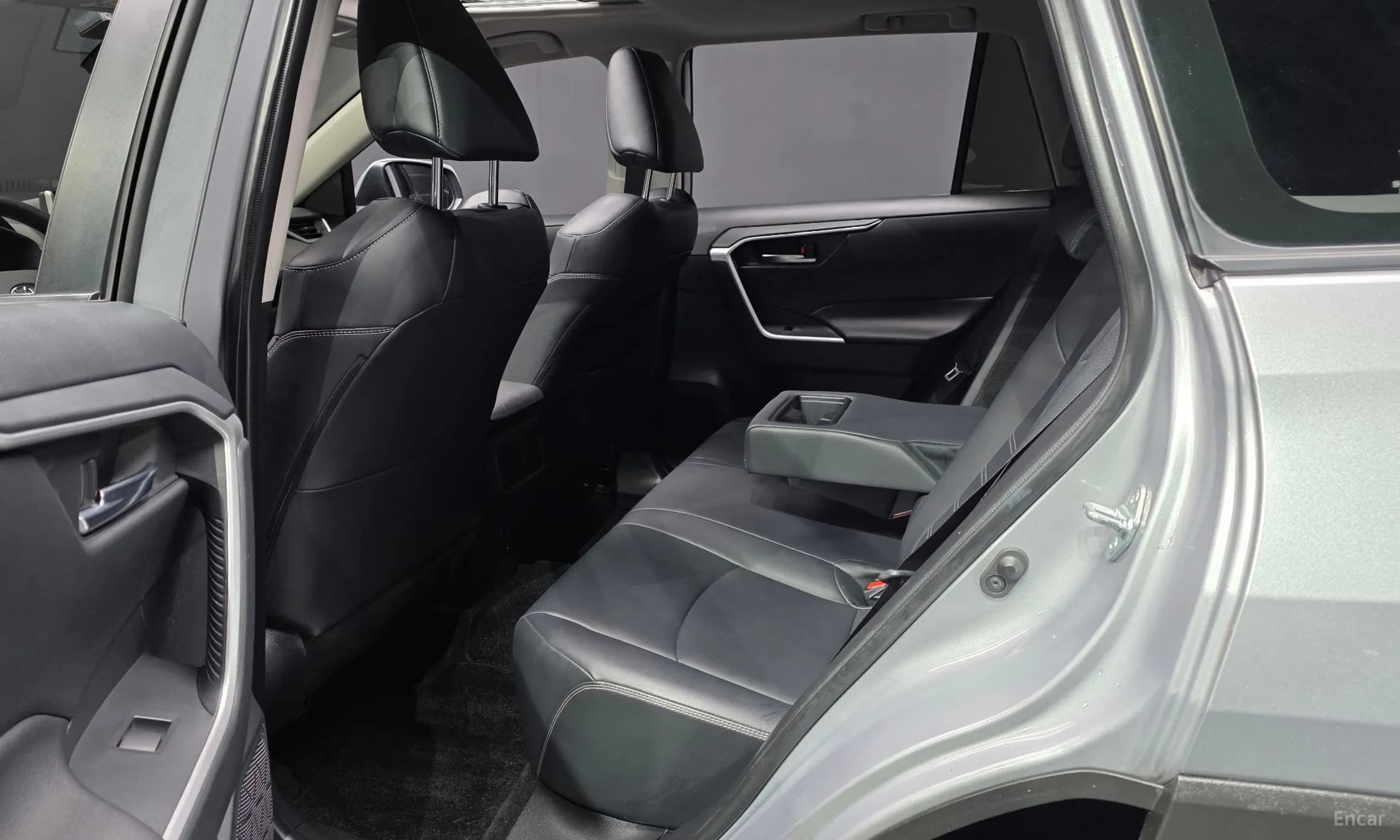RAV4 5th Generation