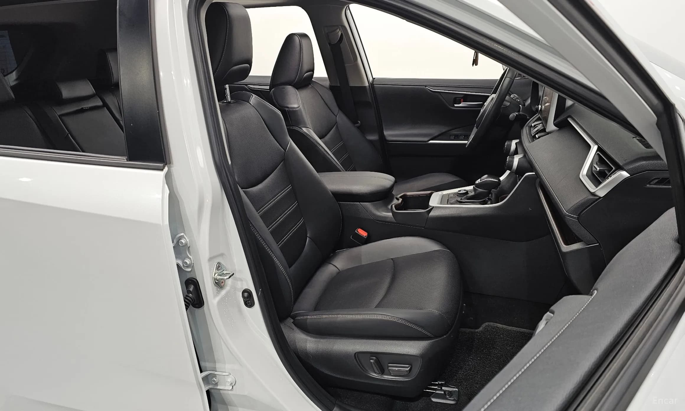 RAV4 5th Generation