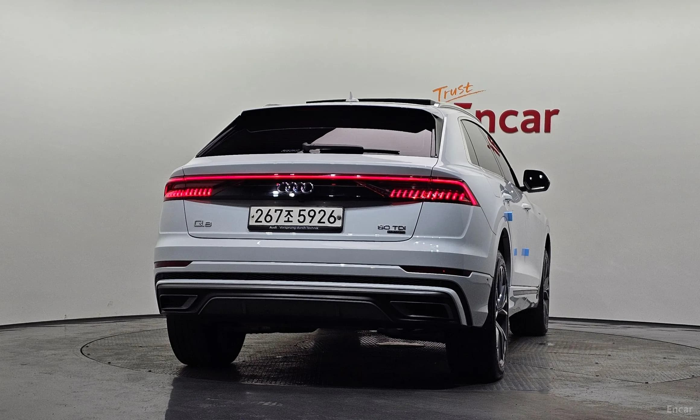 Q8 (4M)