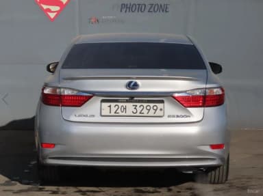 New ES300h