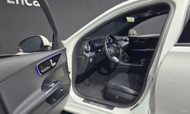 C-Class W206