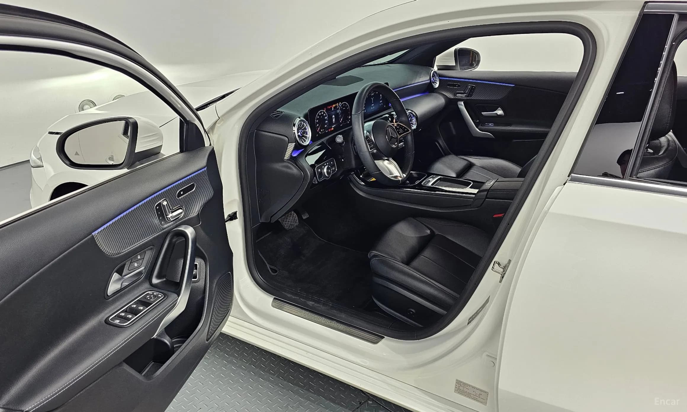 A-Class W177