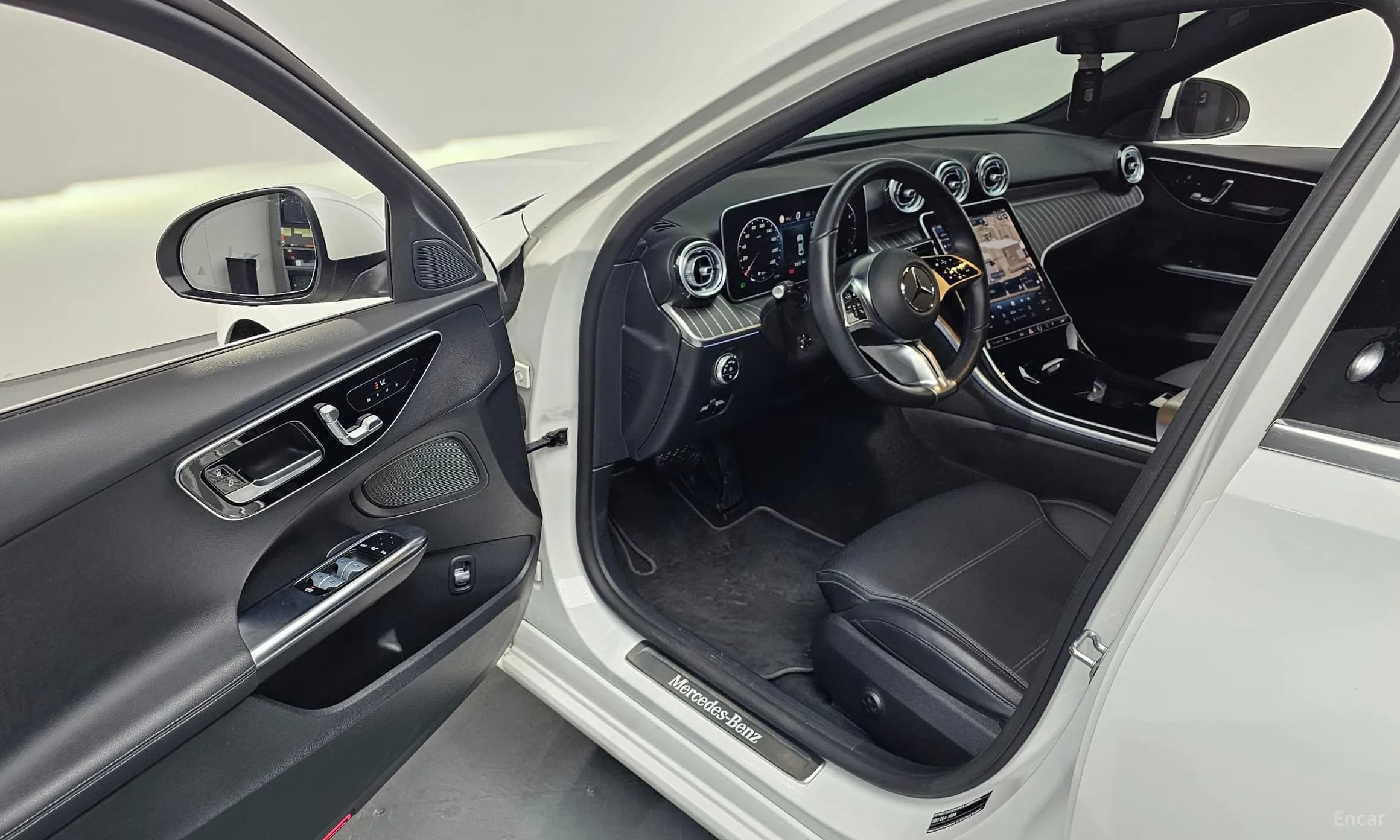 C-Class W206