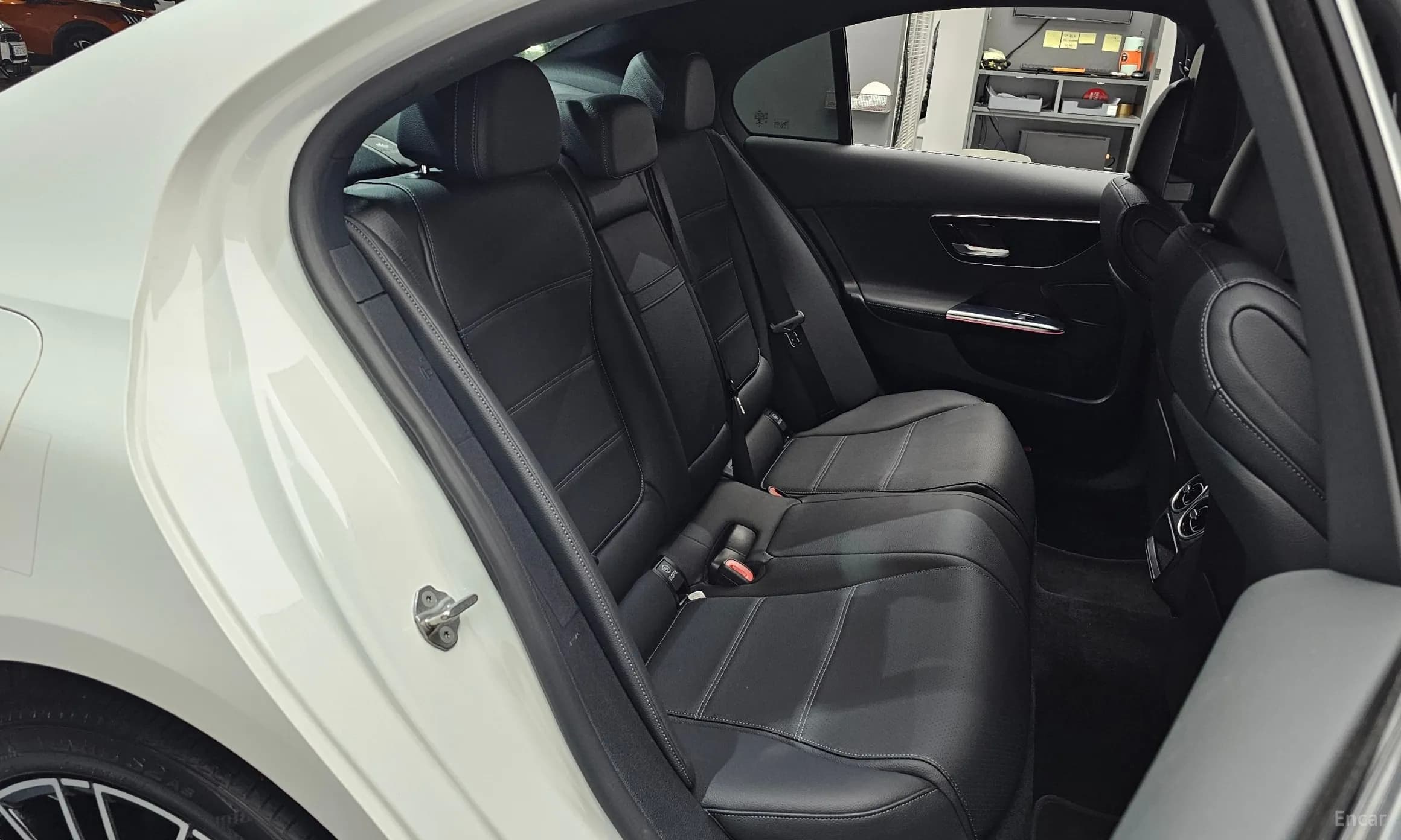 C-Class W206