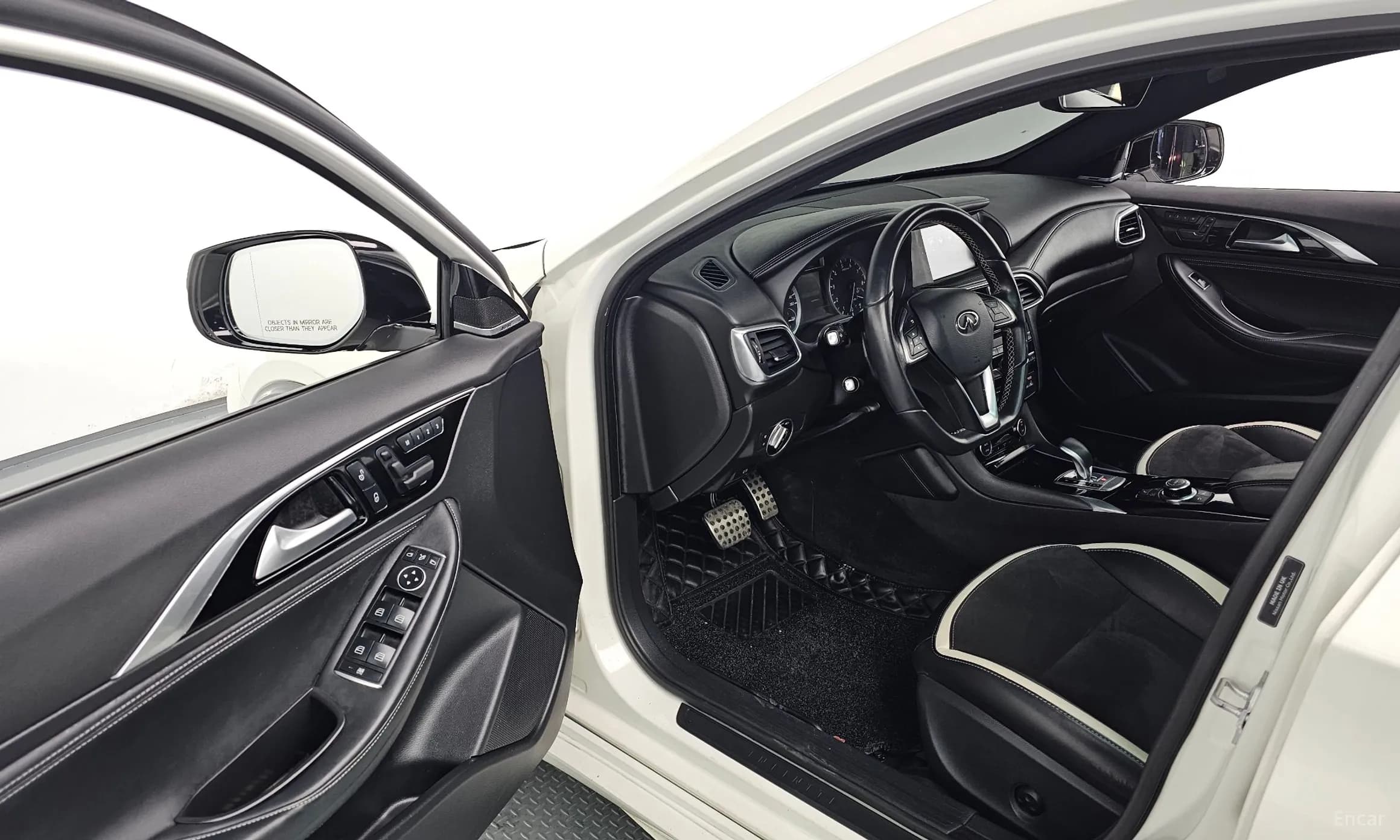 Q30