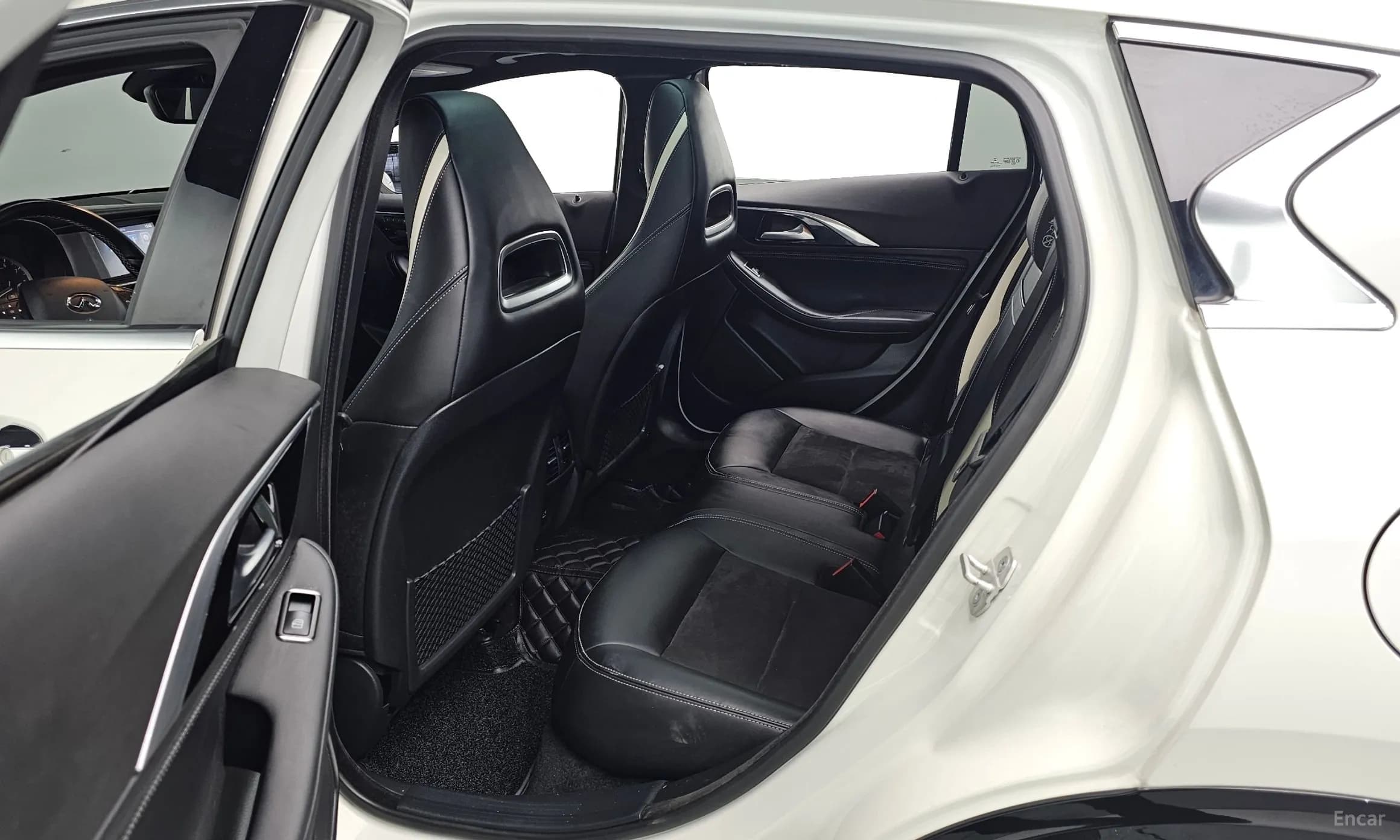 Q30