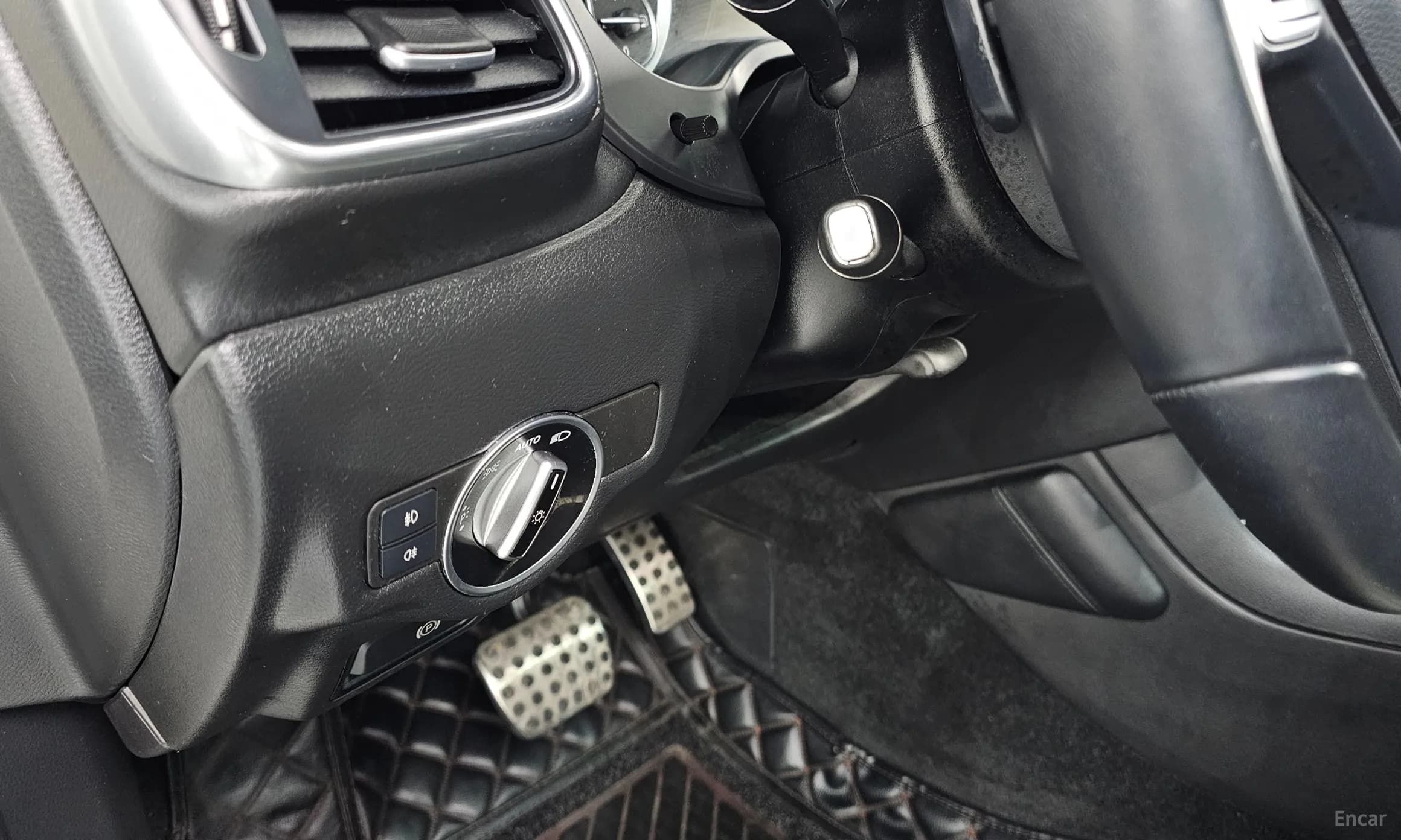 Q30