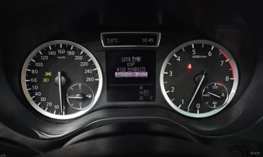 Q30