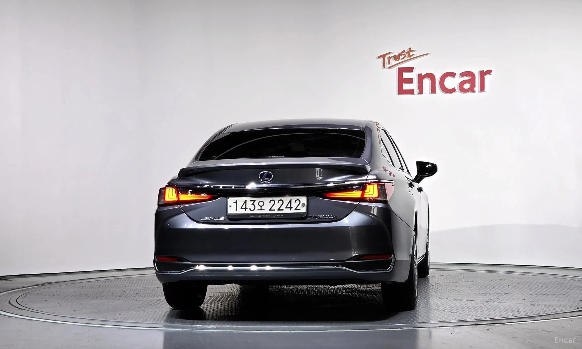 ES300h 7th Generation